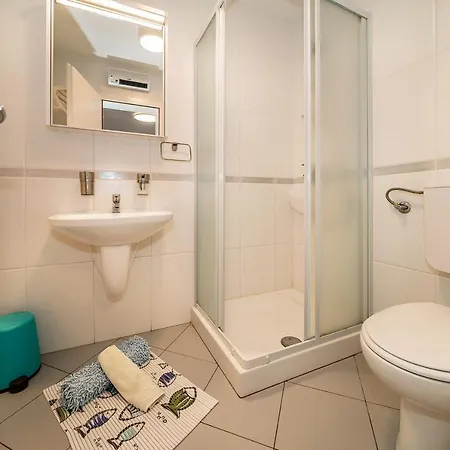 Apartment Jelka 1 Krk Town Zewnętrze zdjęcie