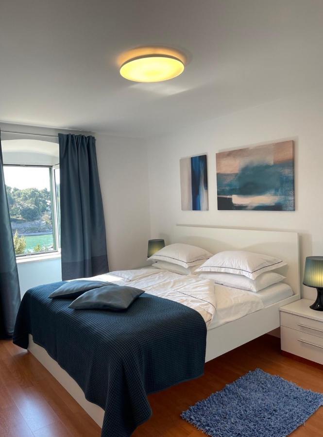 Apartment Jelka 1 *